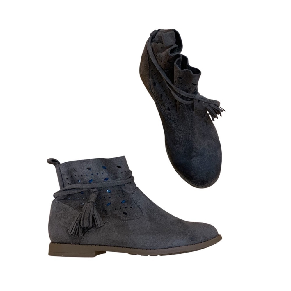 Joe Fresh Dark Gray Ankle Boots with Tassels and‎ Zipper Closure